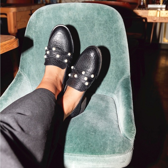 Blankens The Ebba Embellished Pebbled Leather Loafers | Size EU 42 US 11 - Picture 1 of 10